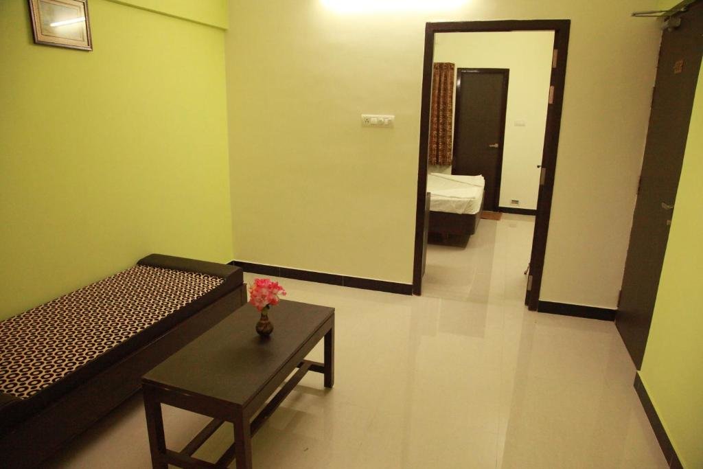 Deluxe suite Jeyam Residency, Kumbakonam