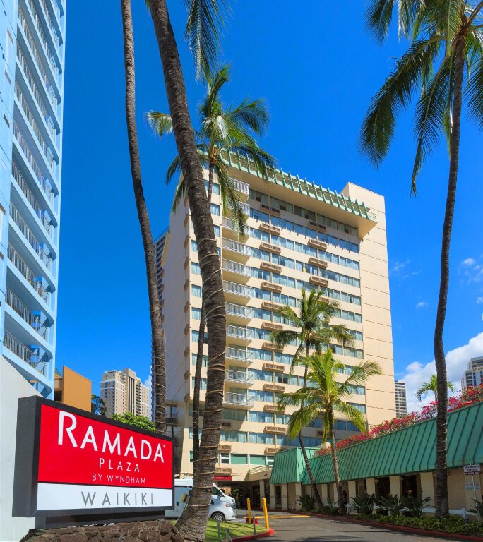 Двухместный номер Standard Ramada Plaza by Wyndham Waikiki