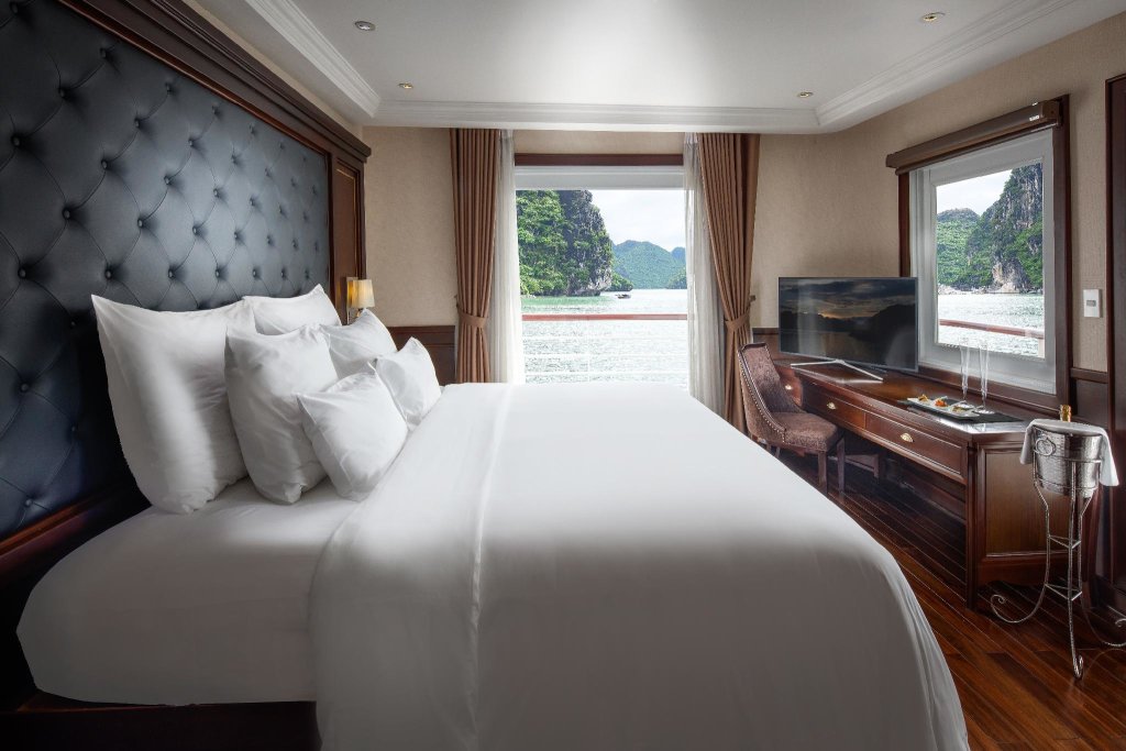 Suite con balcón Paradise Elegance Cruise Halong