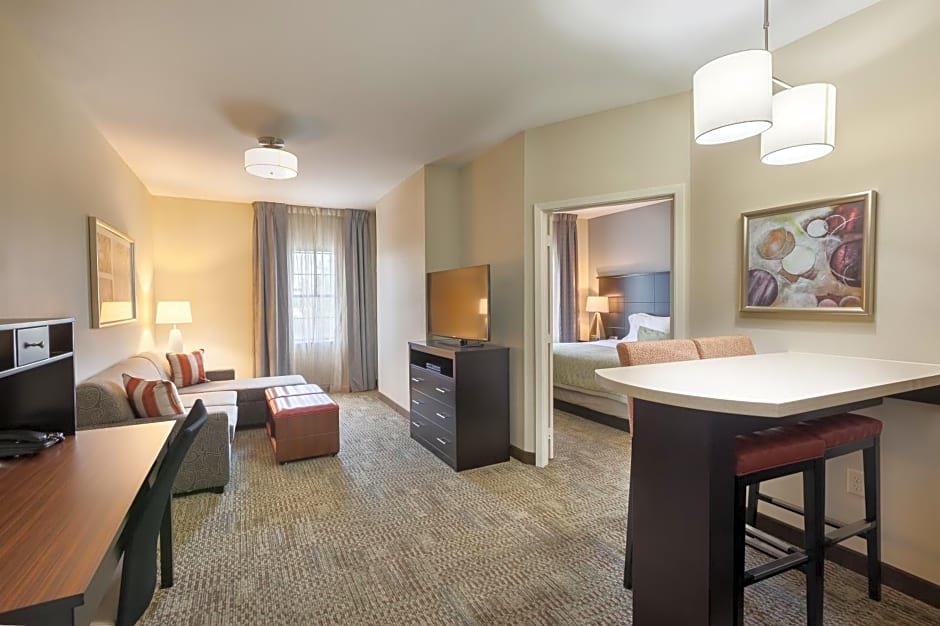 Номер Standard с 2 комнатами Staybridge Suites Houston I-10 West-beltway 8, an IHG Hotel