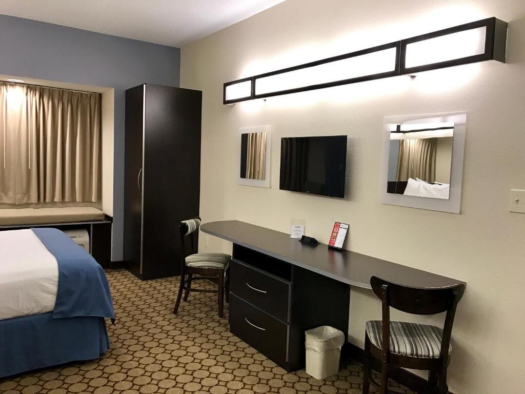 Люкс Superior Microtel Inn and Suites Elkhart