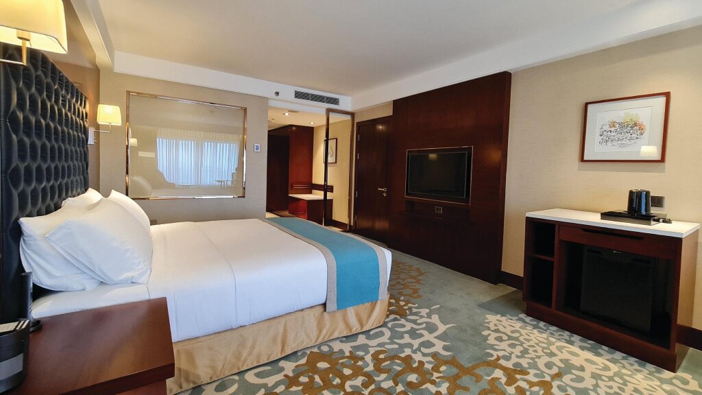 Номер Premium Holiday Inn Dhaka City Centre, an IHG Hotel