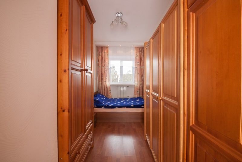 Кровать в общем номере с 2 комнатами Apartments Kvartirov on str. Krasnaya ploshchad, bld. 1