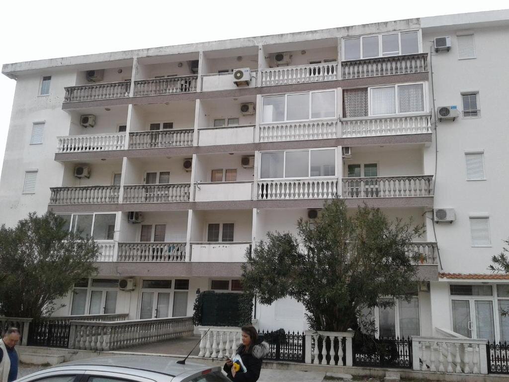 Апартаменты Apartman Sutomore 2