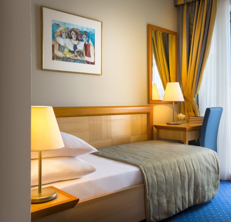 Standard Single room Aminess Grand Azur Hotel