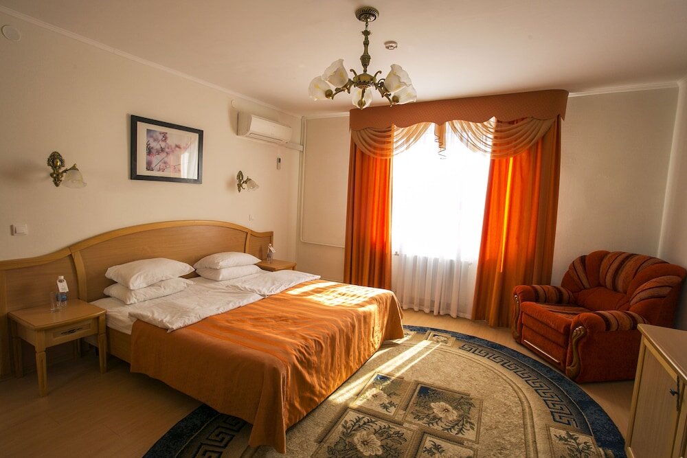 Standard Doppel Zimmer mit Blick auf den Innenhof Russky Dom Divny 43°39° Spa Hotel