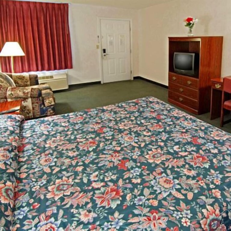 Standard Zimmer Suburban Inn