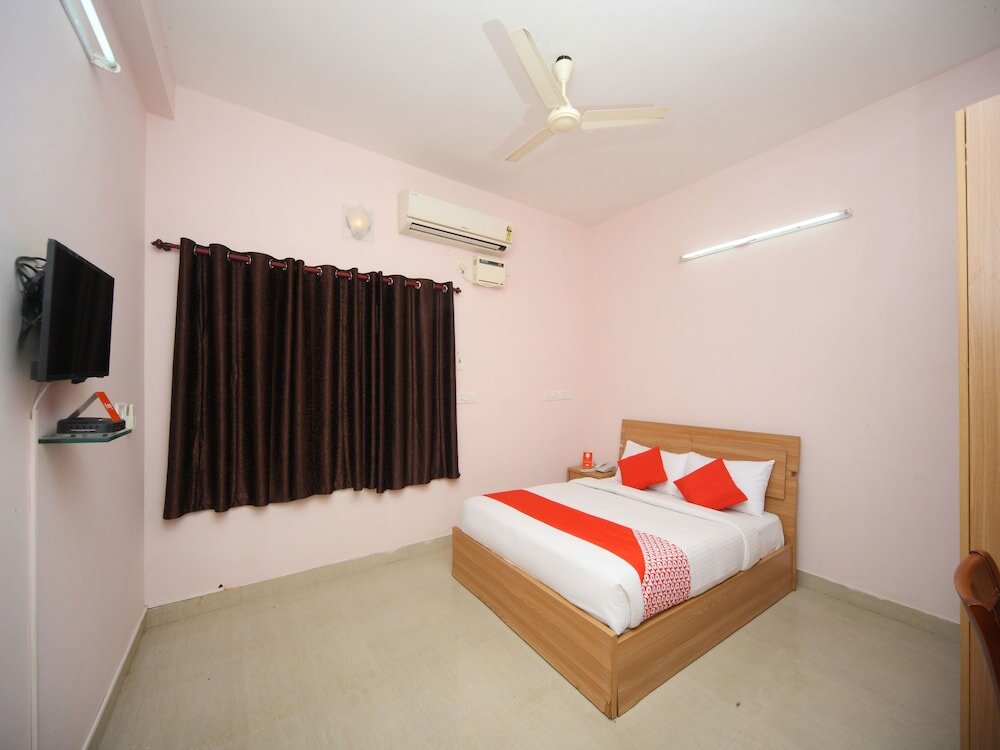 Standard Zimmer OYO 15517 Kms House