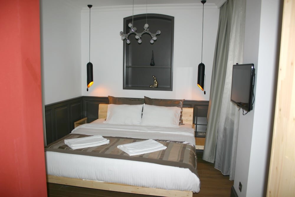 Standard Zimmer Mayer Cihangir Suites