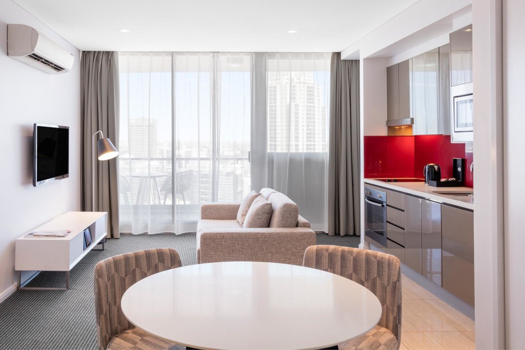 Люкс Luxury c 1 комнатой Meriton Suites Campbell Street, Sydney