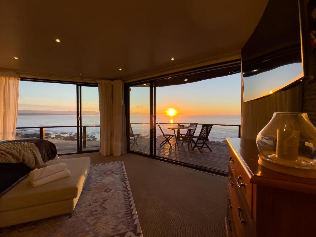 Двухместный номер Deluxe с балконом и с видом на море Dolphin Sunrise
