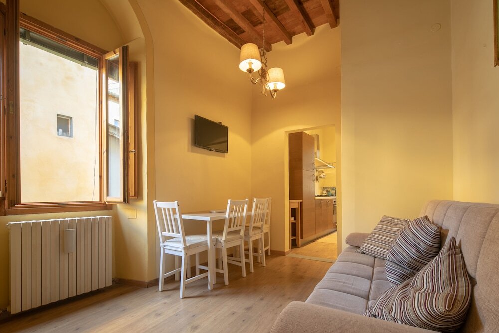 Апартаменты с 2 комнатами с видом на город Romantic Pitti