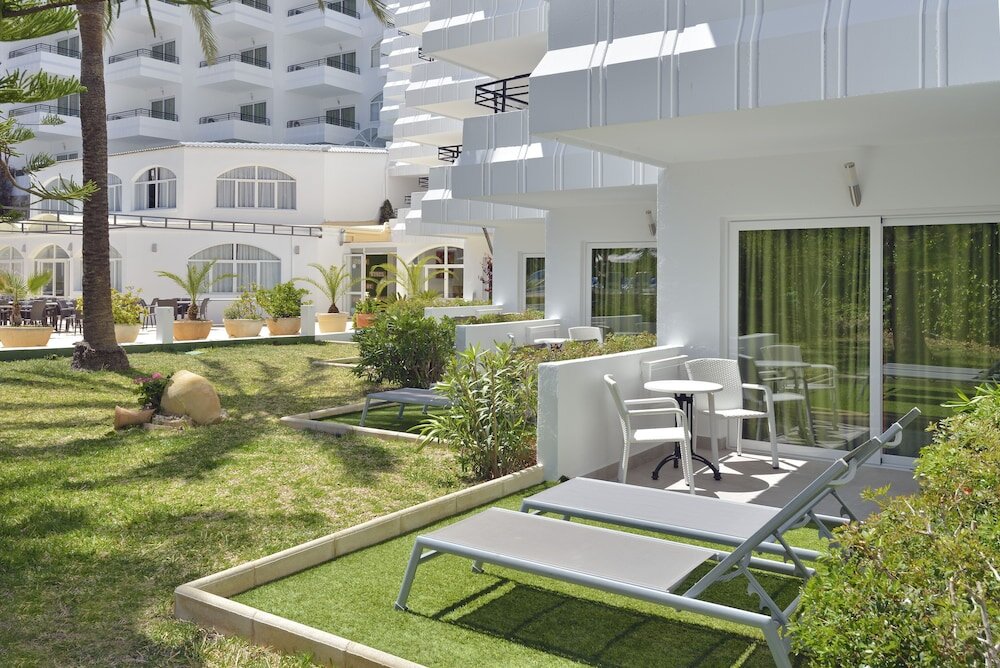 Студия Premium с балконом Sol Lunamar Palmanova Apartamentos