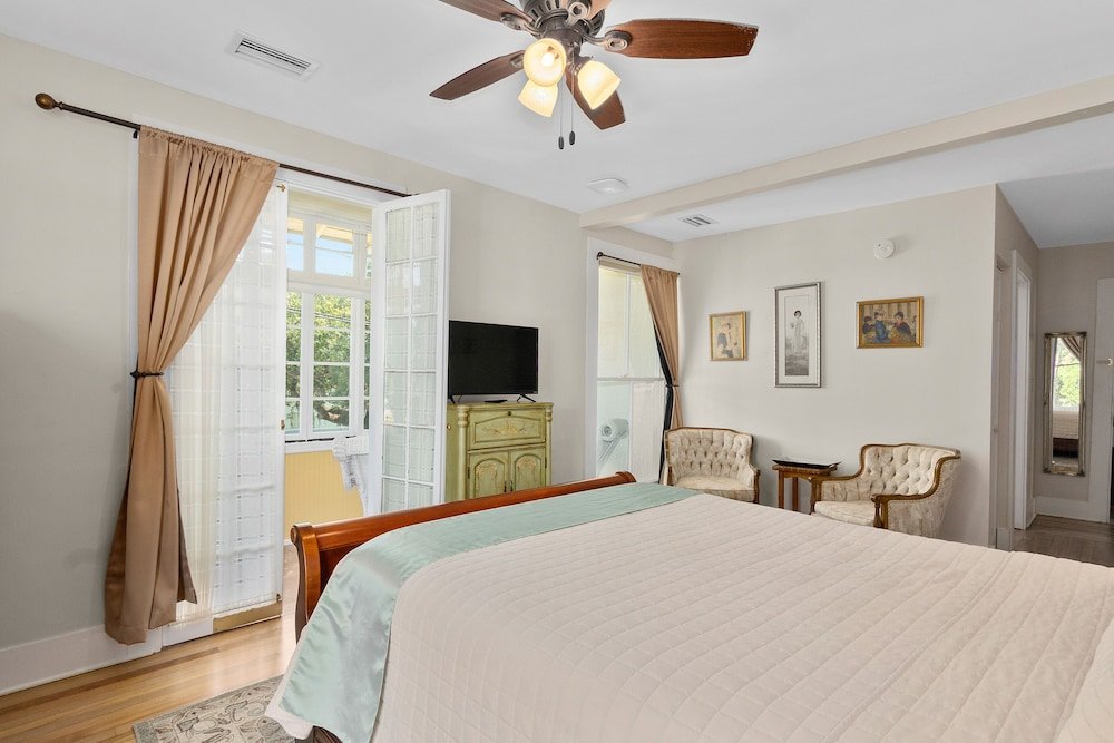 Standard Zimmer mit Panoramablick Golden Magnolia Marine
