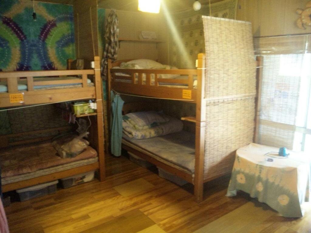 Bett im Wohnheim (Frauenwohnheim) Okinawa Motobu Guest House