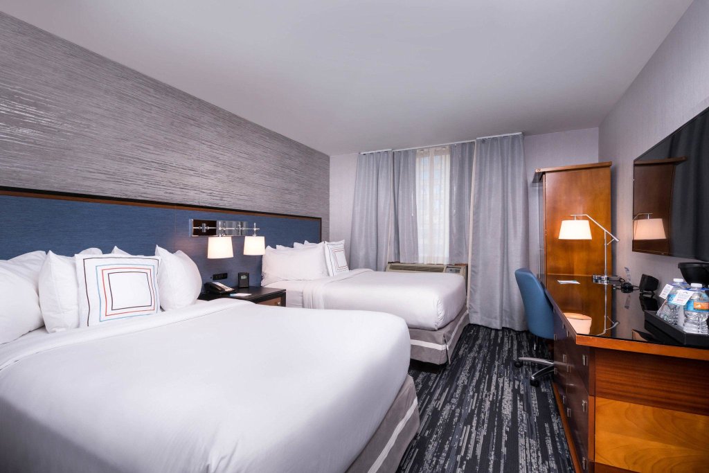 Двухместный номер Standard Fairfield Inn & Suites By Marriott New York Manhattan/Times Square