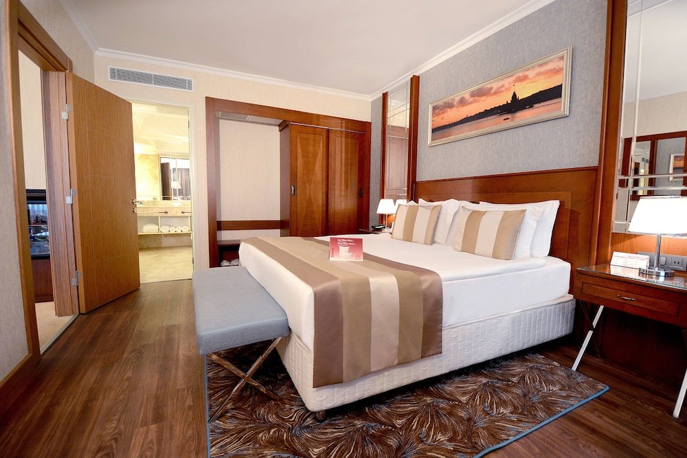 Двухместный полулюкс Akgun Istanbul Hotel