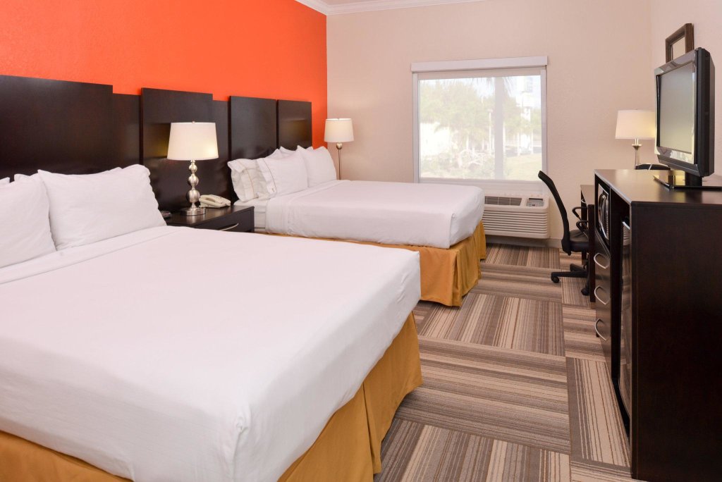 Habitación cuádruple Estándar Holiday Inn Express & Suites Florida City, an IHG Hotel