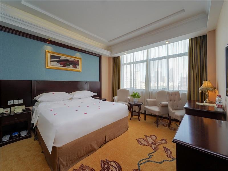 Deluxe room Vienna Hotel Shanghai Pudong Jinqiao Park