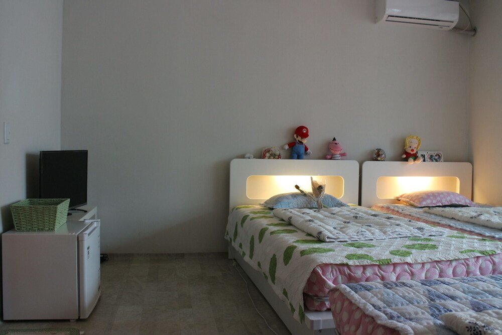 Кровать в общем номере (женский номер) DASAN HOUSE - Hostel