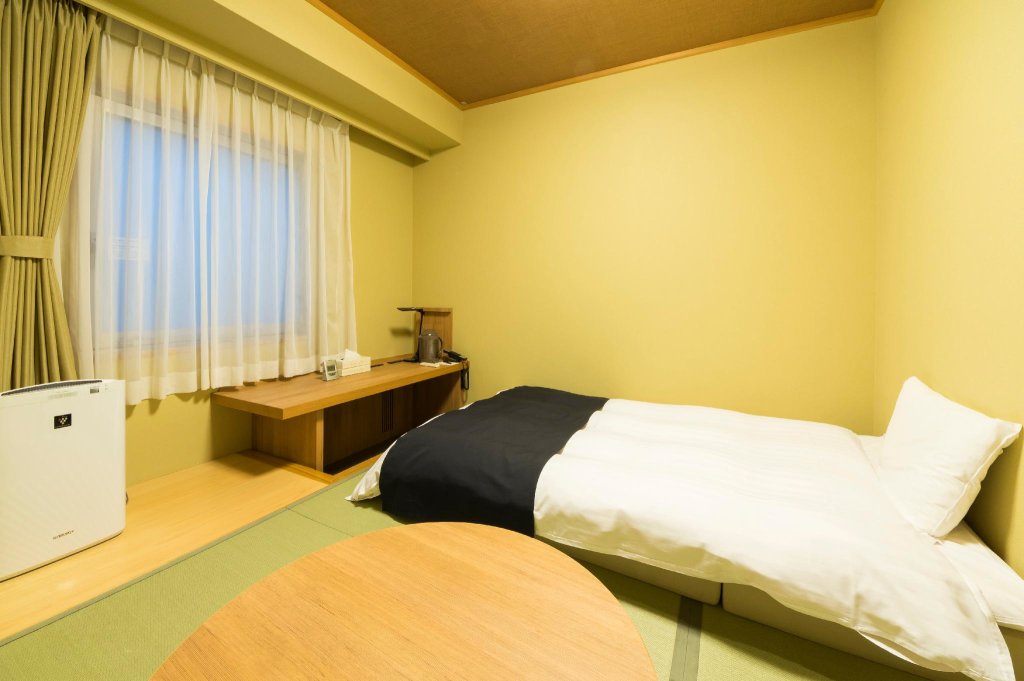 Standard Einzel Zimmer Dormy Inn Express Mikawa Anjo Natural Hot Spring