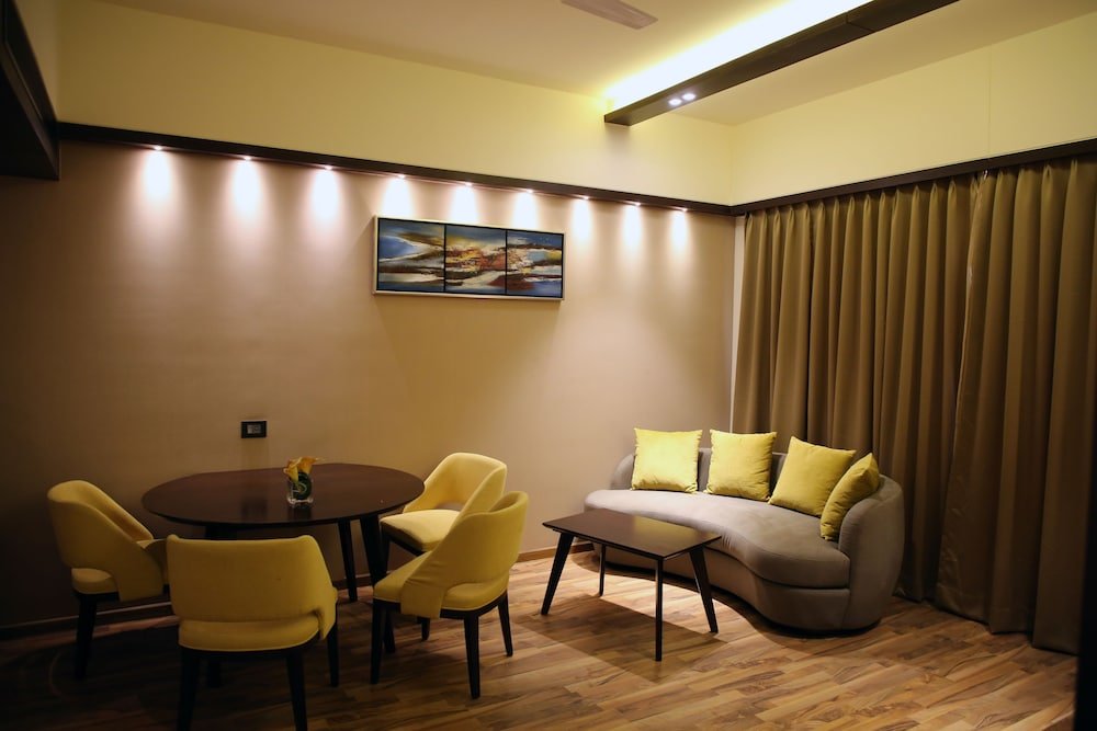 Luxus Suite mit Gartenblick Hariyali Resort