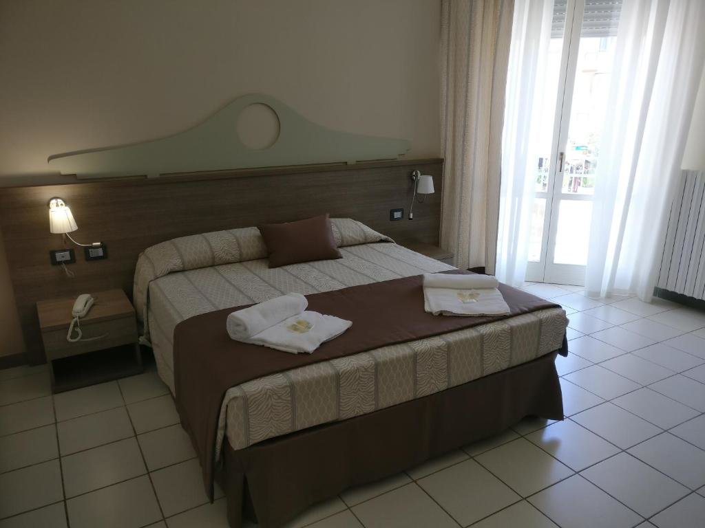 Standard Doppel Zimmer Hotel I Pini