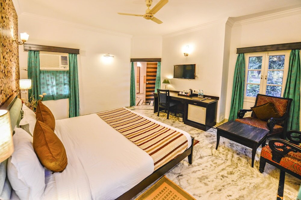 Comfort room Amantra Shilpi Resort & Spa Udaipur