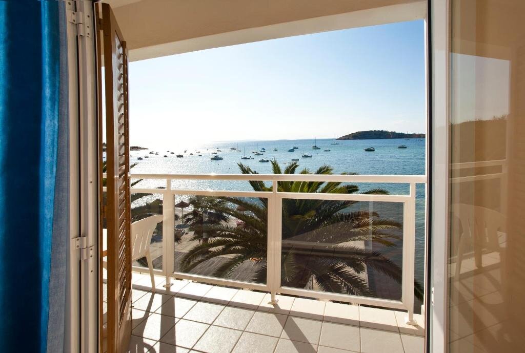 Двухместный номер Standard с видом на море Hotel Ses Figueres