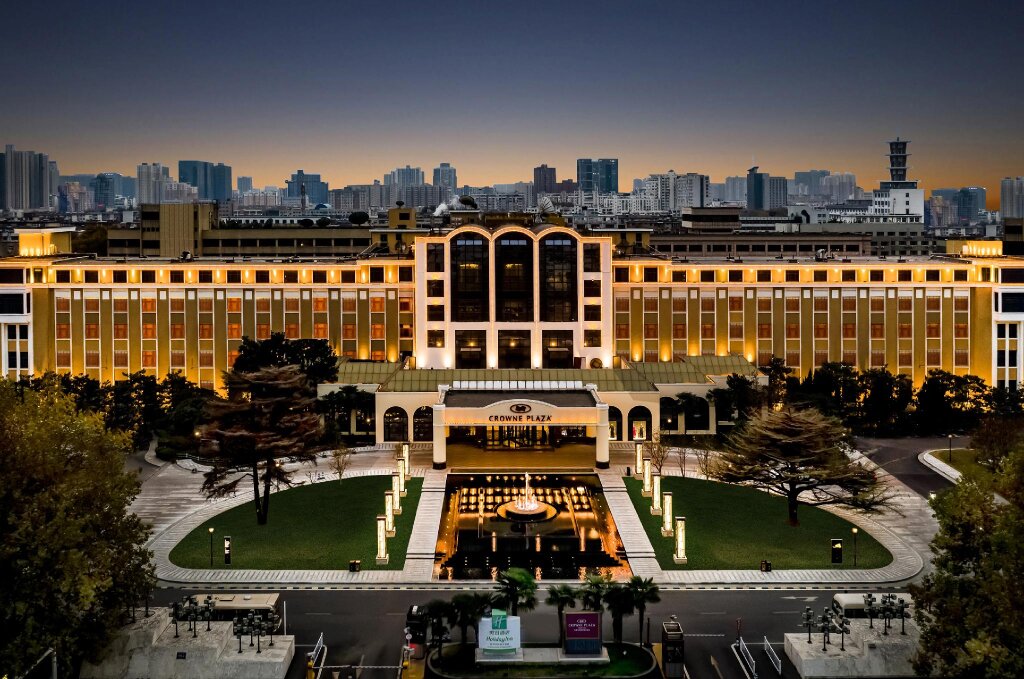 Camera Standard Crowne Plaza Zhengzhou, an IHG Hotel