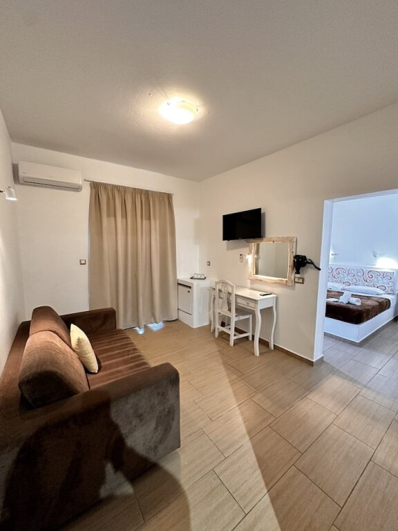 Standard Dreier Zimmer mit Balkon und mit Blick Olympic Hotel Santorini