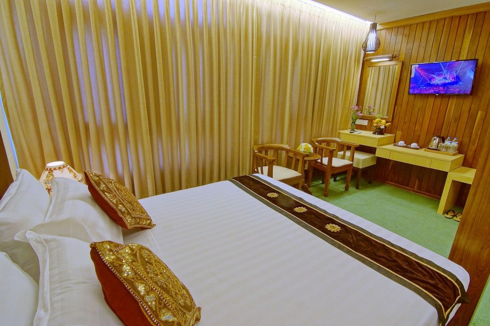 Номер Deluxe Hotel Yadanarbon Bagan