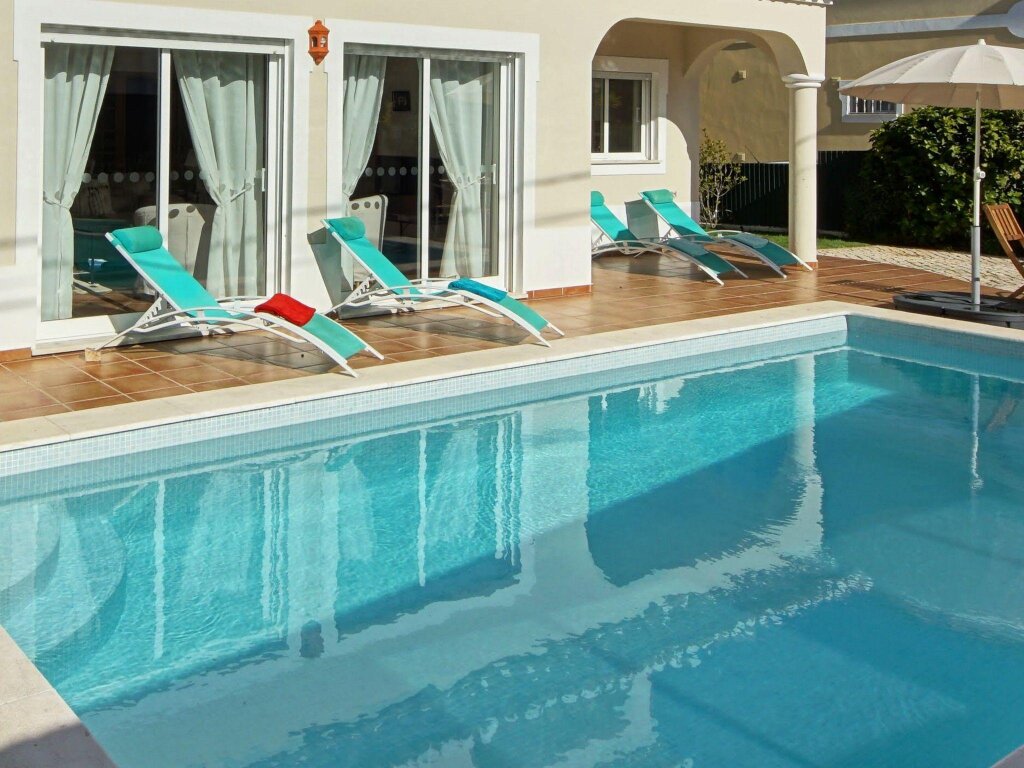 Вилла Elegant Villa in Carvoeiro with Swimming Pool