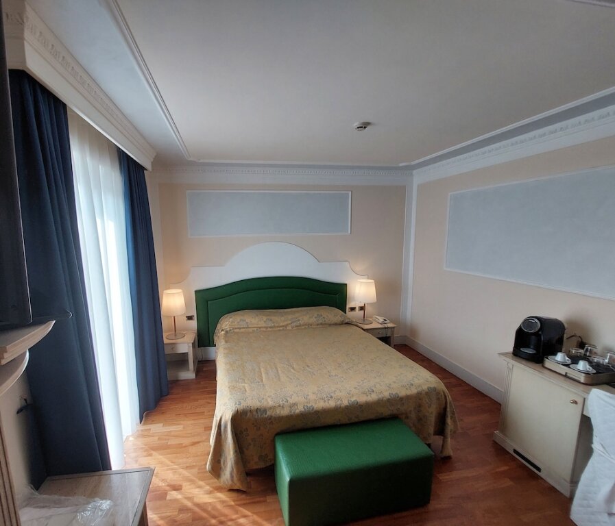 Luxury room Hotel Villa Medici