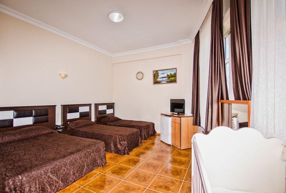Classique triple chambre avec balcon Entur Thermal Resort & Spa Hotel