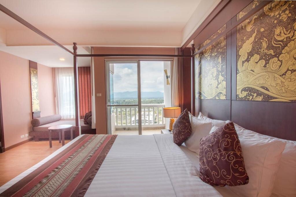 Двухместный номер Deluxe с видом на горы Grand Pacific Sovereign Resort & Spa