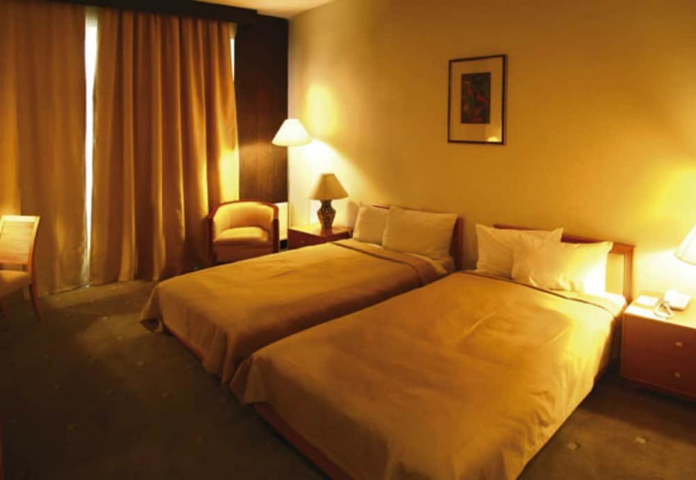 Standard Doppel Zimmer mit Balkon und mit Stadtblick Sheki Saray Hotel