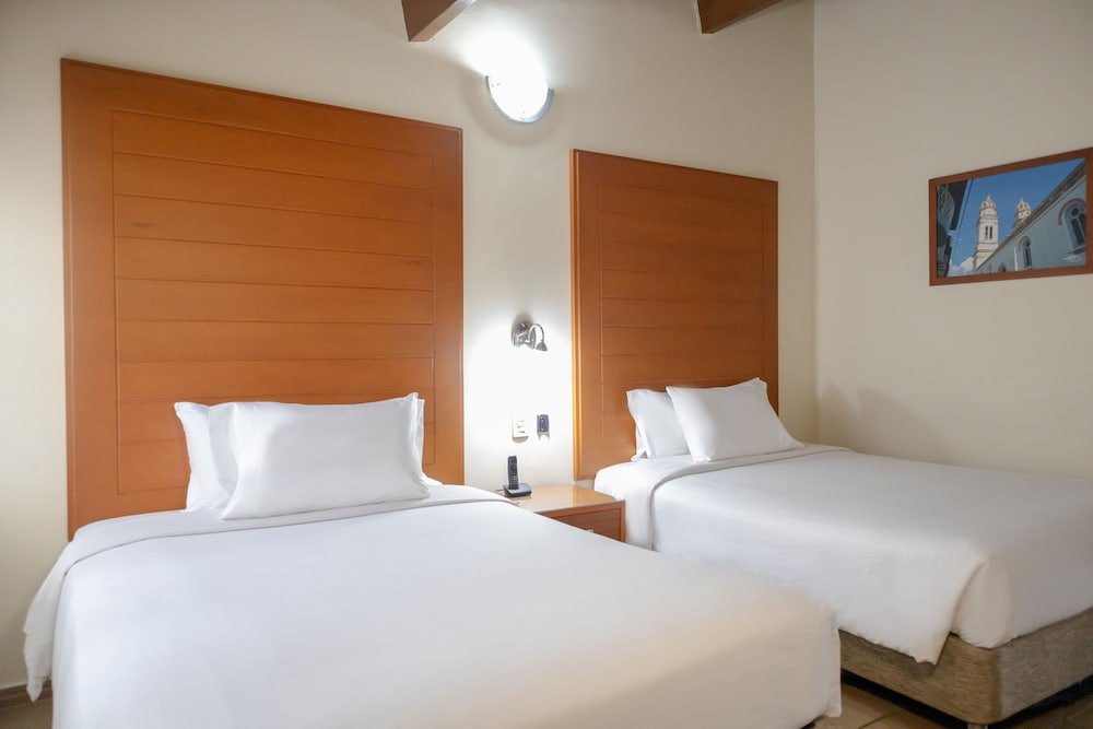 Четырёхместный номер Executive Hotel Faranda Bolivar Cucuta, a member of Radisson Individuals