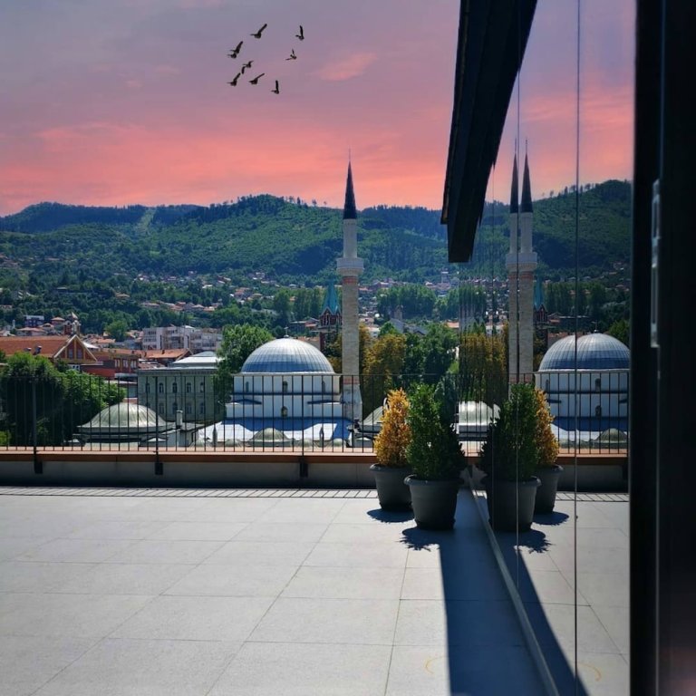 Двухместный номер Deluxe с балконом и с видом на город Hotel President Sarajevo