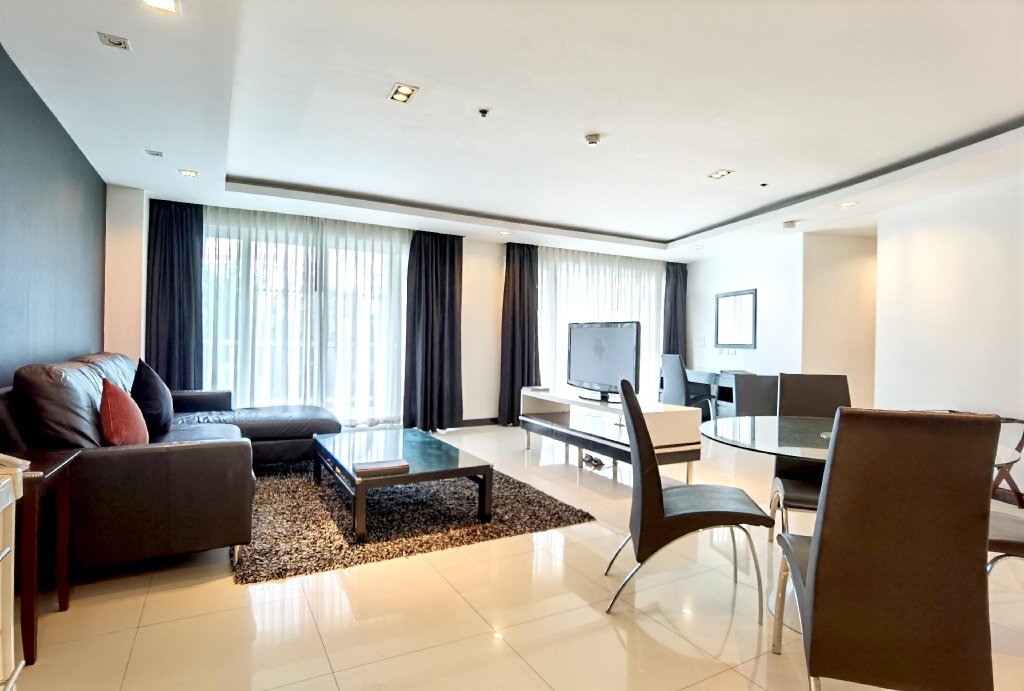 Люкс с 2 комнатами Nova Suites Pattaya by Compass Hospitality