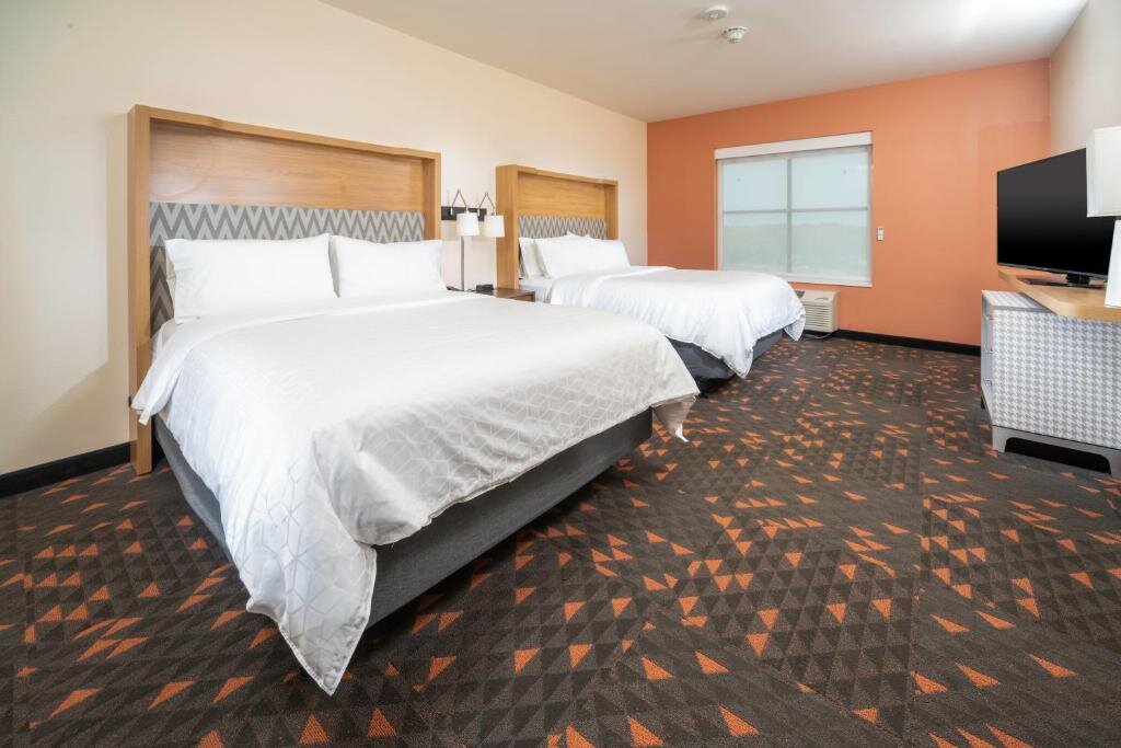 Quadruple suite Holiday Inn St Louis - Creve Coeur