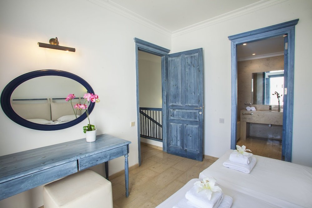 Вилла с 2 комнатами с балконом Nausicaa Luxury Villas