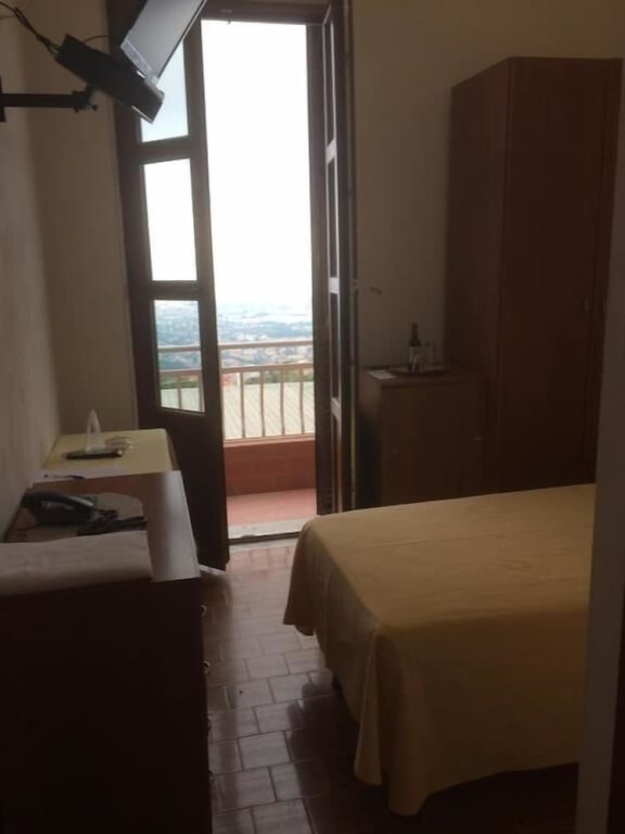 Standard double chambre avec balcon et Vue mer Hotel San Carlo Massa