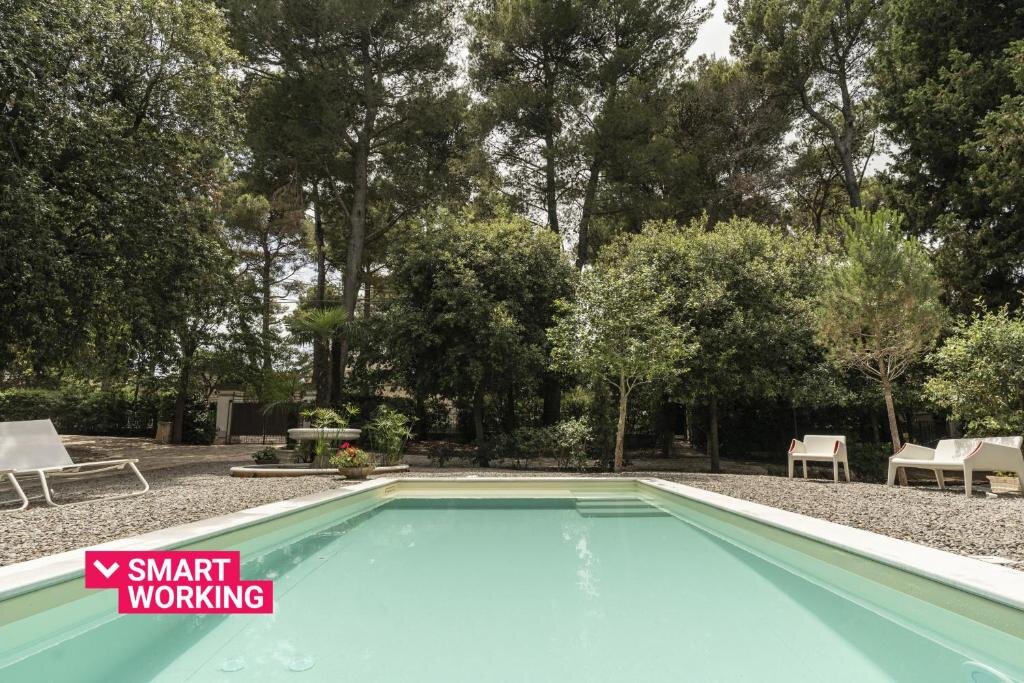 Villa Villa Manfredi con piscina