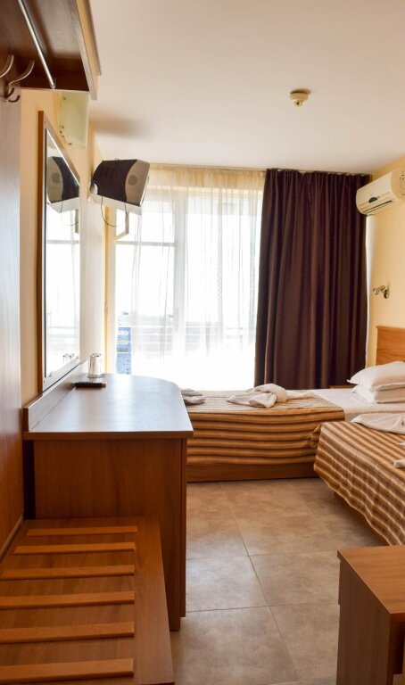 Standard room Tsarevets Hotel