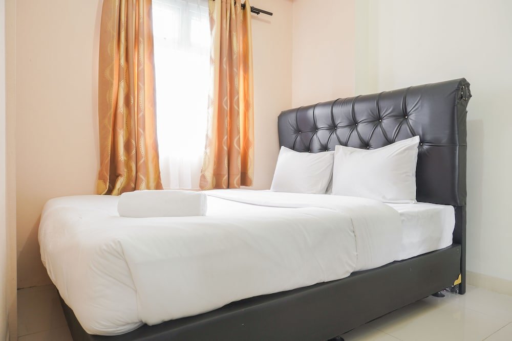Standard Zimmer Nice Comfort 2BR at Green Pramuka Apartment