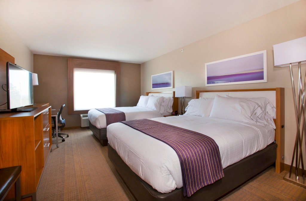 Двухместный номер Standard Holiday Inn Express Hotel & Suites Hot Springs, an IHG Hotel