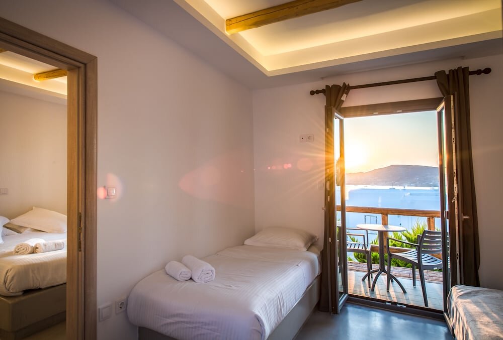 Superior Suite with sea view Piperaki Project Paros