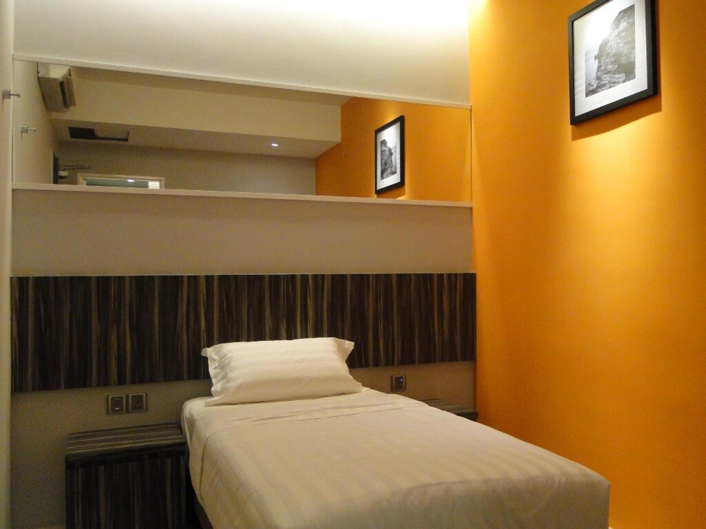 Одноместный номер Deluxe Orange Premier Hotel Wangsa Maju