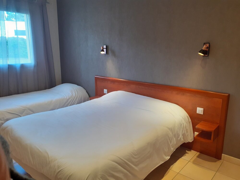 Confort chambre Hôtel Le Goas Plat